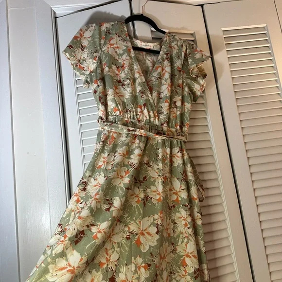 Magnolia Green Floral High Low Dress - Picture 6 of 6